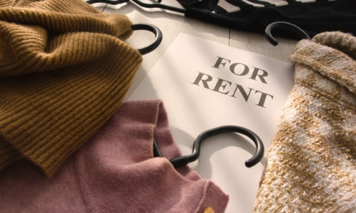 Giá cả leo thang, nhiều thương hiệu mở dịch vụ cho thuê quần áo