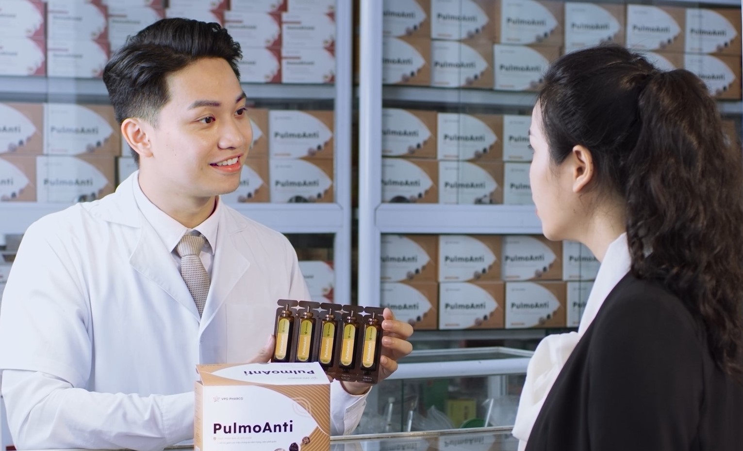 PulmoAnti-Sản phẩm hỗ trợ điều trị các bệnh về đường hô hấp của VPO Pharco. Sản phẩm này không phải là thuốc, không có tác dụng thay thế thuốc chữa bệnh.