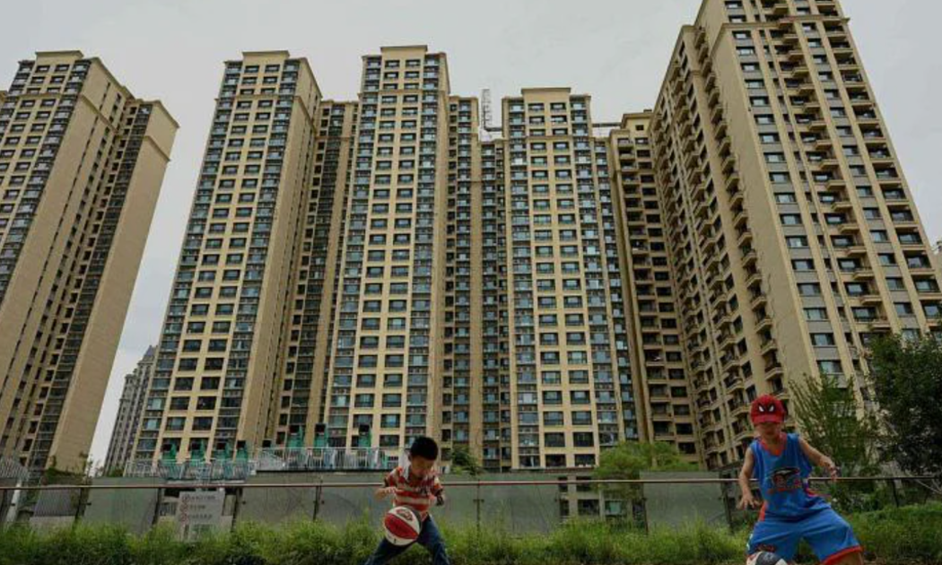 Việc các LGFV mua dự án đang dang dở của các công ty địa ốc gặp khó khăn diễn ra phổ biến tại tỉnh Quảng Đông - Ảnh: Bloomberg