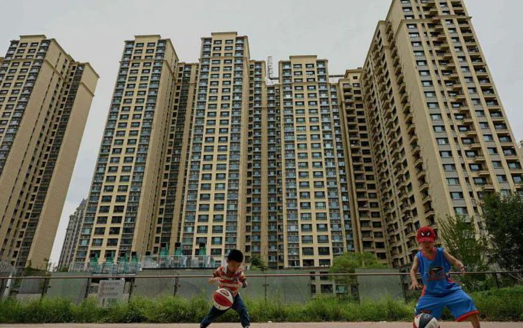 Việc các LGFV mua dự án đang dang dở của các công ty địa ốc gặp khó khăn diễn ra phổ biến tại tỉnh Quảng Đông - Ảnh: Bloomberg