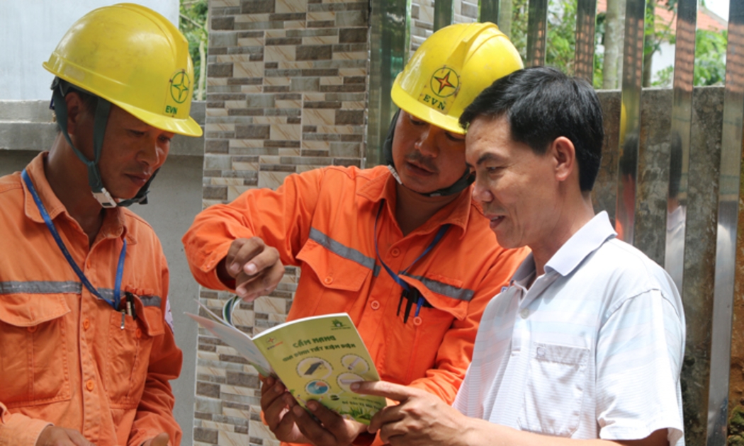 Điện lực miền Nam đẩy mạnh công tác quản lý giá điện tại các nhà trọ