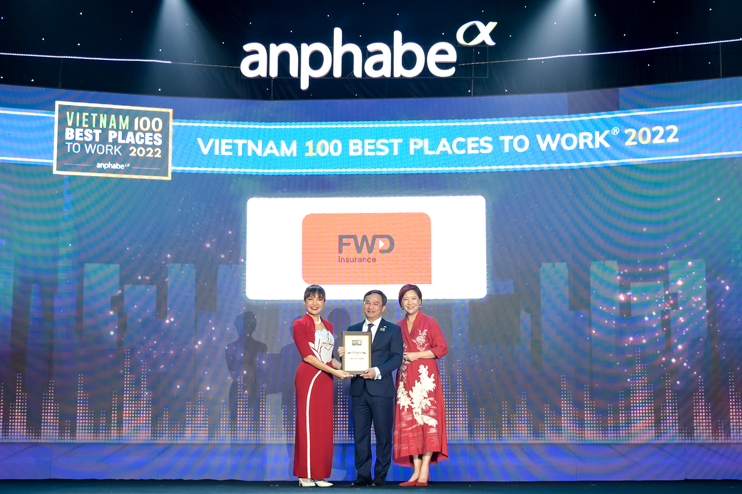 FWD Việt Nam liên tục được vinh danh với nhiều giải thưởng uy tín về nhân sự trong nước và quốc tế.