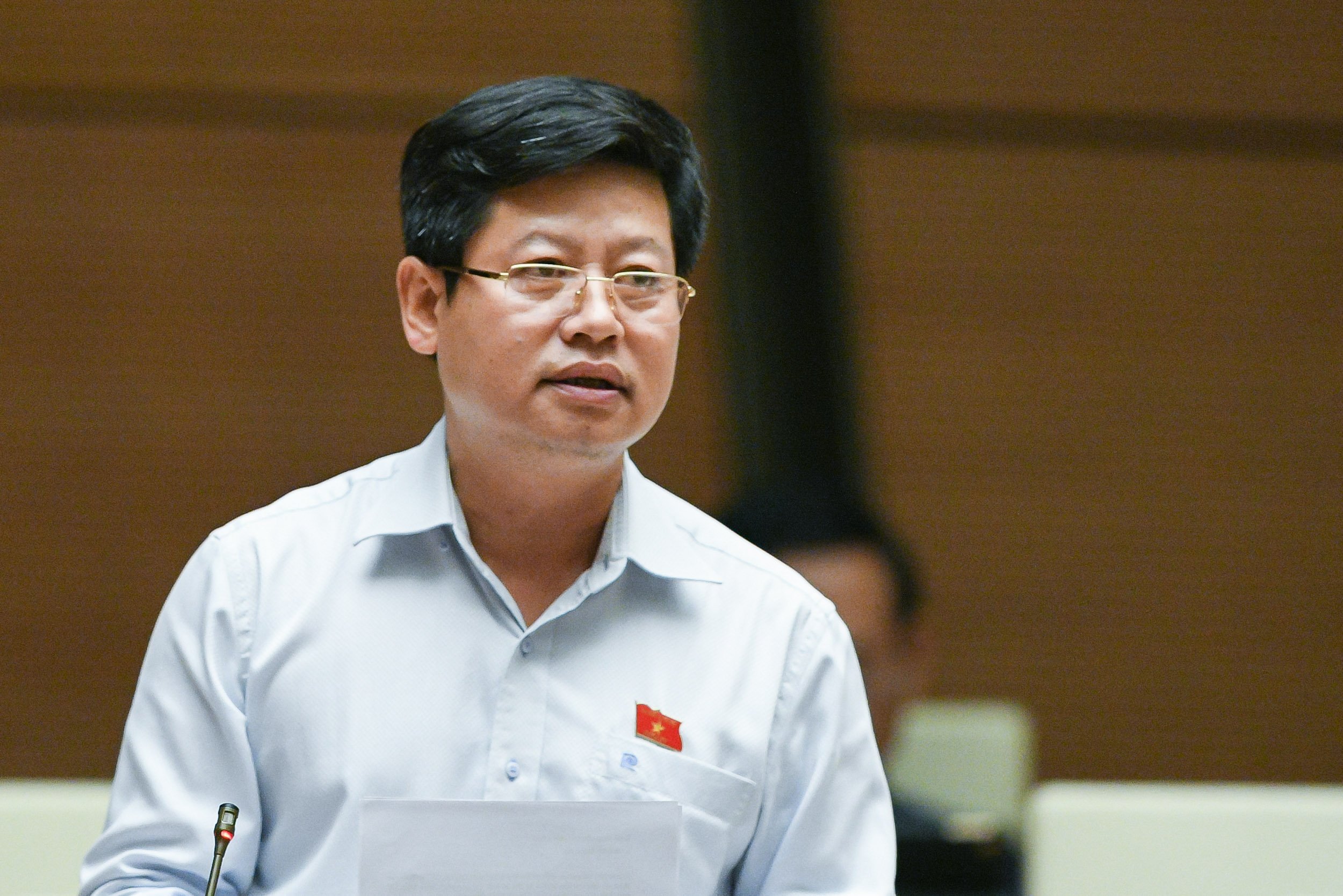 Đại biểu Vũ Tuấn Anh - Đoàn Đại biểu Quốc hội tỉnh Phú Thọ đề nghị không lập quỹ bình ổn giá đối với các mặt hàng khác.