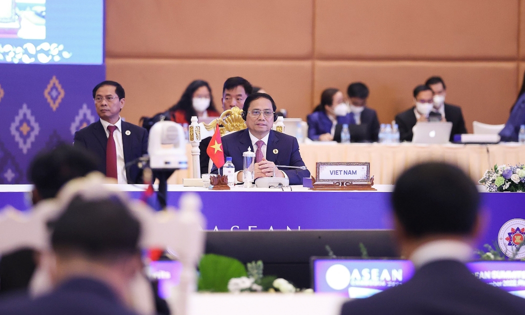 Thủ tướng nhấn mạnh nhiều thông điệp quan trọng về các vấn đề khu vực và quốc tế tại Hội nghị Cấp cao ASEAN 41 - Ảnh: VGP