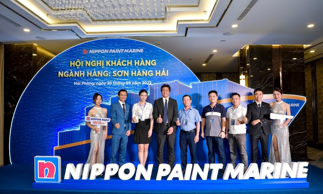 Hội nghị khách hàng ngành hàng sơn hàng hải được tổ chức tại Tp.HCM và Hải Phòng đánh dấu cột mốc Nippon Paint Việt Nam chính thức đưa các dòng sản phẩm sơn hàng hải chính hãng vào thị trường Việt Nam.