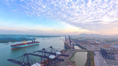 3 Vietnamese ports post highest throughput