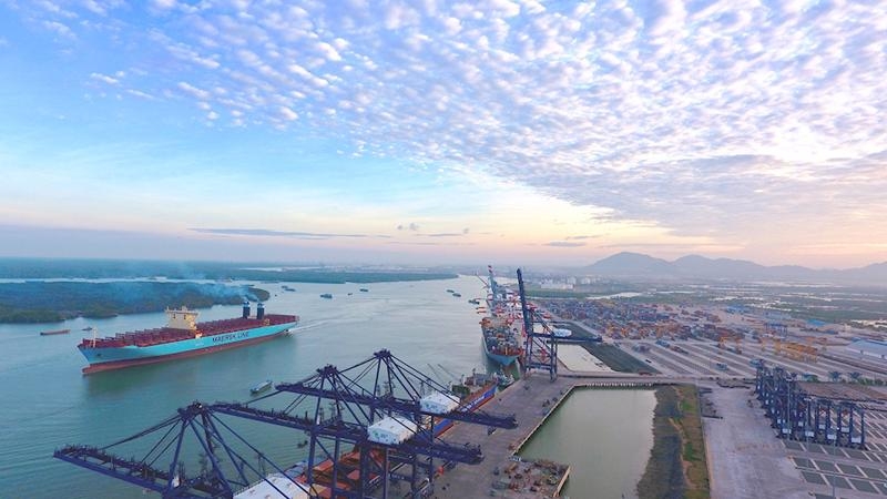 3 Vietnamese ports post highest throughput