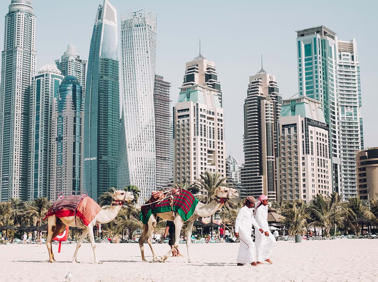 Nhờ chiến dịch tiêm phòng Covid-19 được triển khai mau lẹ, UAE đã hồi phục các hoạt động rất nhanh khi đại dịch giảm nhẹ.