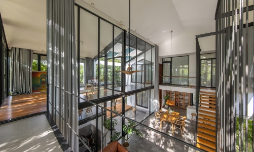 Ngôi nhà xanh ven đồi tại thành phố Huế