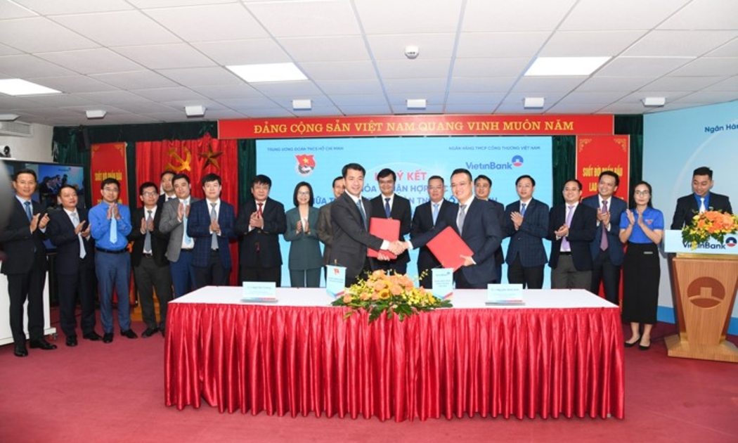 VietinBank và Trung ương Đoàn ký kết hợp tác giai đoạn 2022 - 2025.