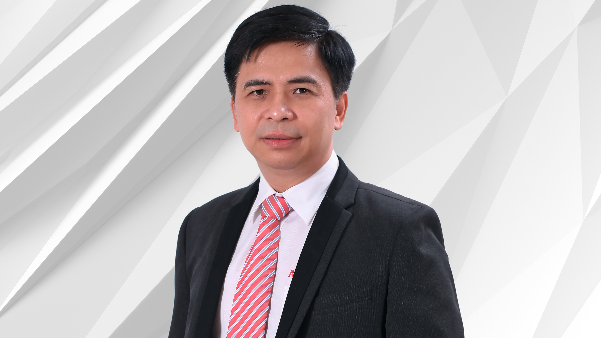  Ông Đoàn Văn Hiển.