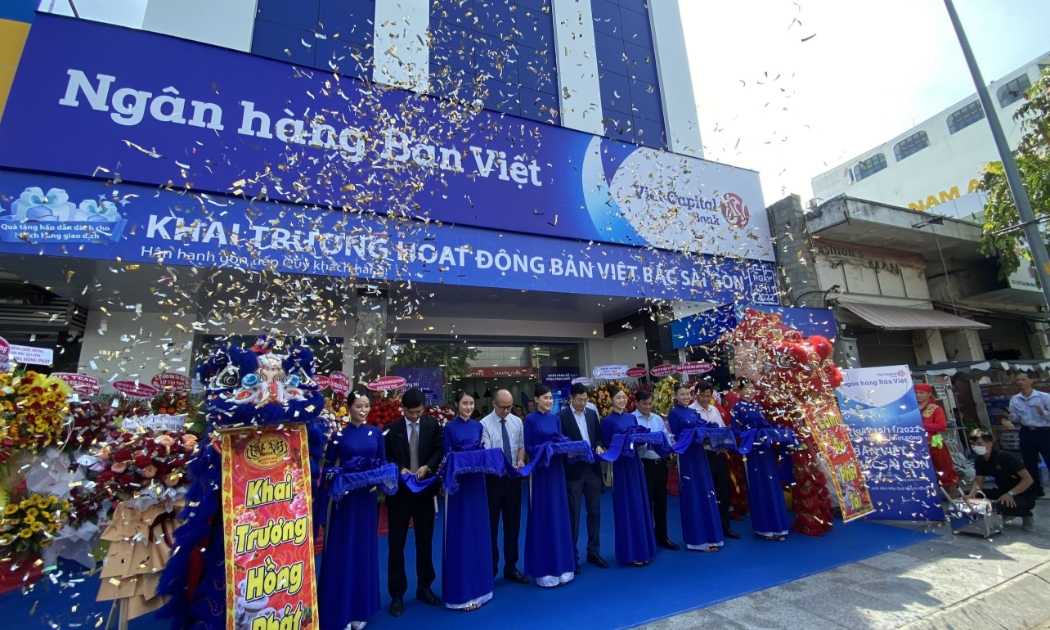 Bản Việt Bắc Sài Gòn hứa hẹn mang đến nhiều trải nghiệm cho khách hàng khi đến giao dịch.