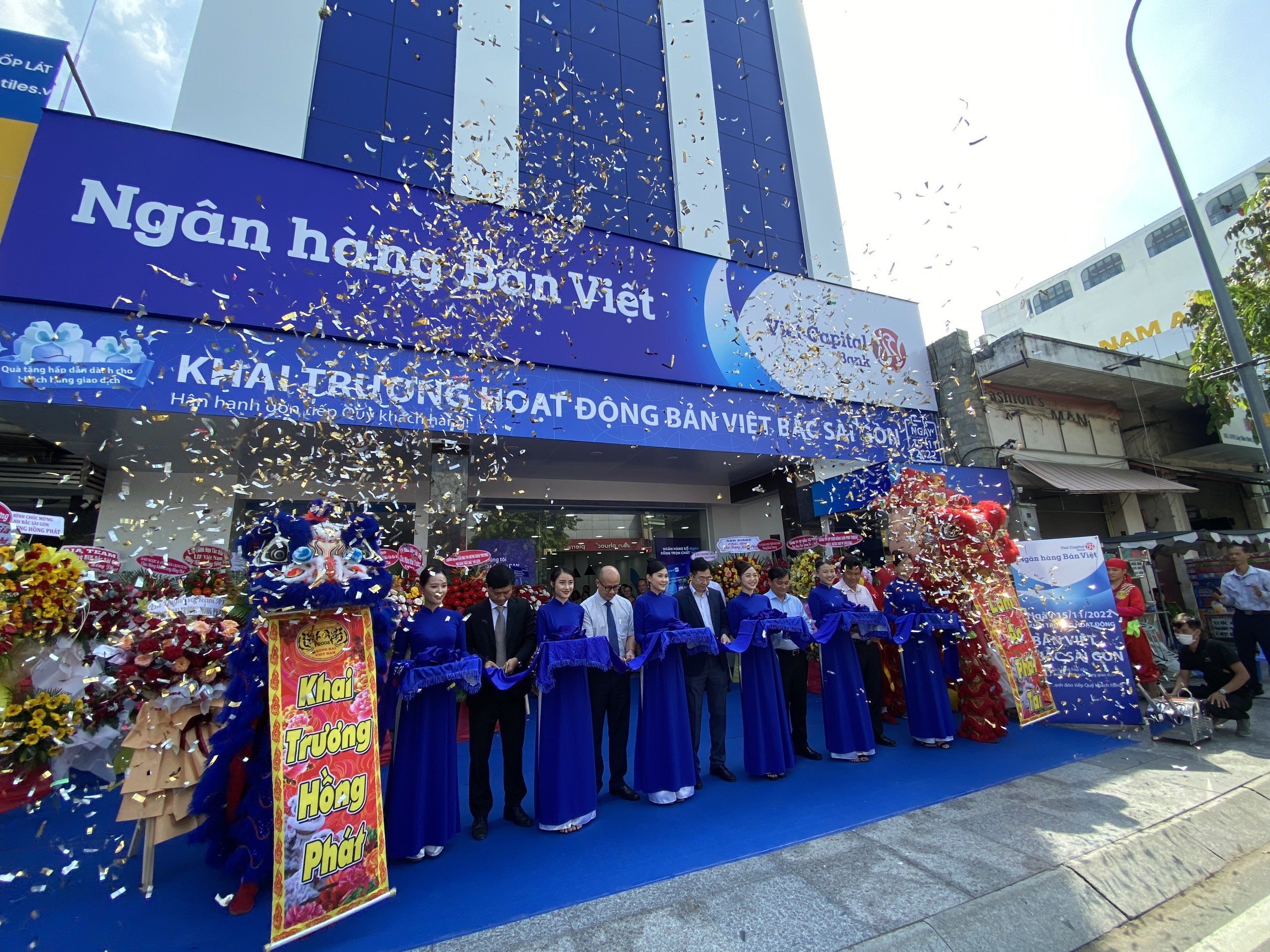 Bản Việt Bắc Sài Gòn hứa hẹn mang đến nhiều trải nghiệm cho khách hàng khi đến giao dịch.