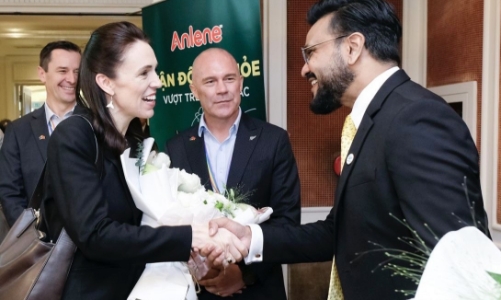 Cùng Fonterra chăm sóc sức khỏe cơ xương khớp