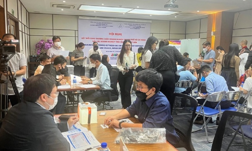 Các doanh nghiệp tìm hiểu về việc xuất khẩu hàng hoá vào Nhật.