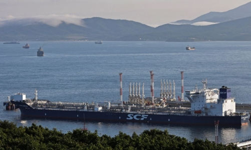 Xuất khẩu dầu của Nga vẫn tăng ngay trước thời điểm lệnh cấm của EU và giá trần có hiệu lực