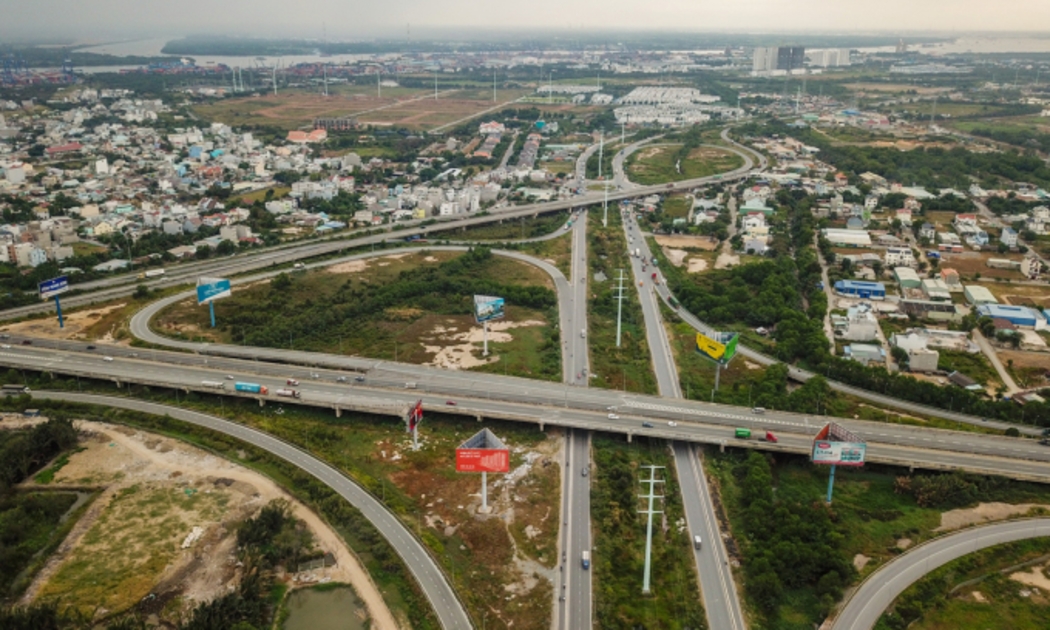 Sau khi hoàn thành, tuyến vành đai 2 sẽ giúp điều phối giao thông khu vực nội thành, kết nối hệ thống cảng biển, giảm ùn tắc khu vực nội đô.