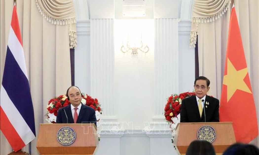 Chủ tịch nước Nguyễn Xuân Phúc và Thủ tướng Vương quốc Thái Lan Prayut Chan-o-cha gặp gỡ báo chí - Ảnh: TTXVN