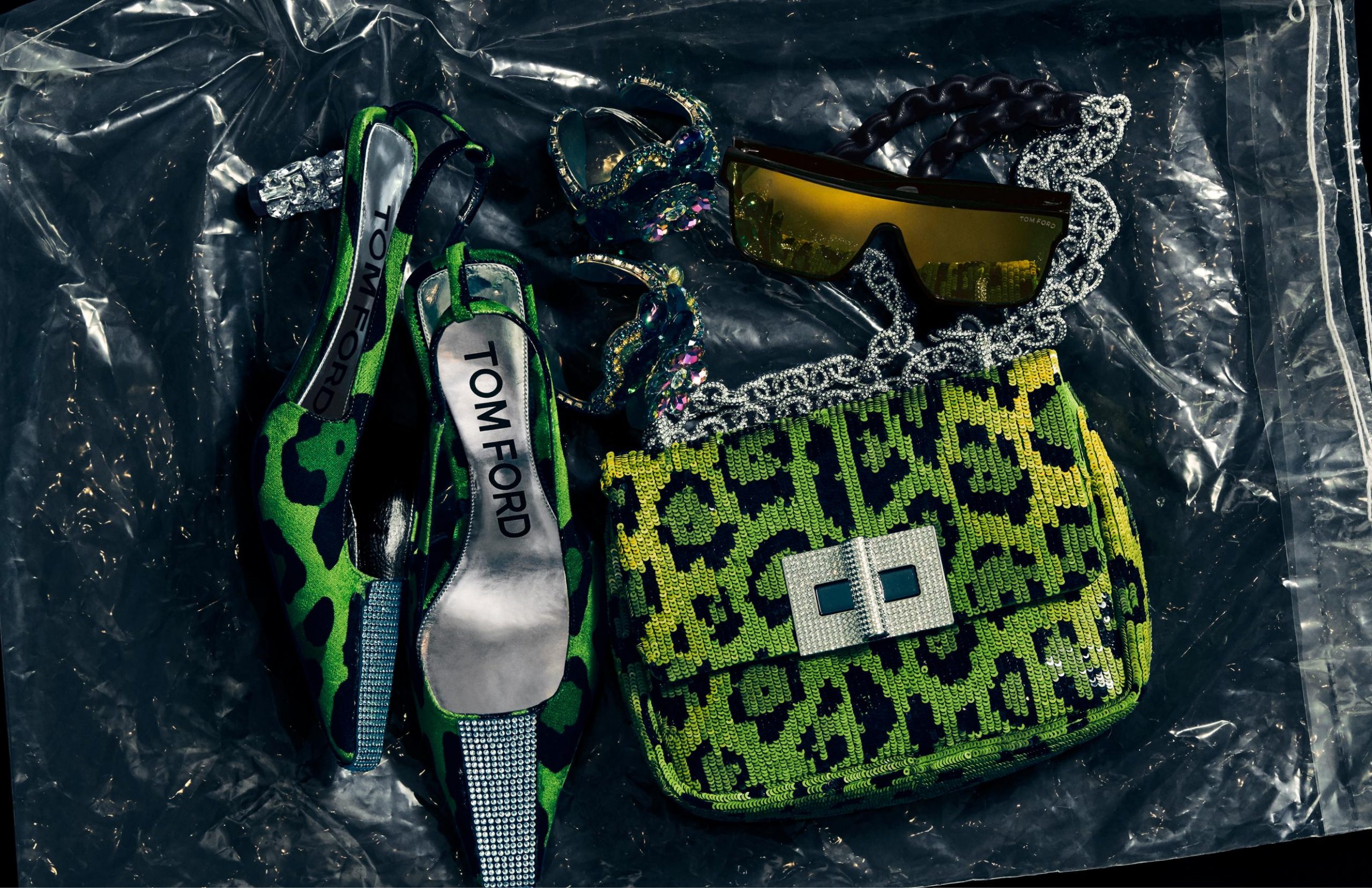 Ermenegildo Zegna sẽ&nbsp;tiếp tục c&aacute;c thỏa thuận hiện tại để sản xuất&nbsp;d&ograve;ng thời trang nam v&agrave; nữ cũng như phụ kiện cho Tom Ford.