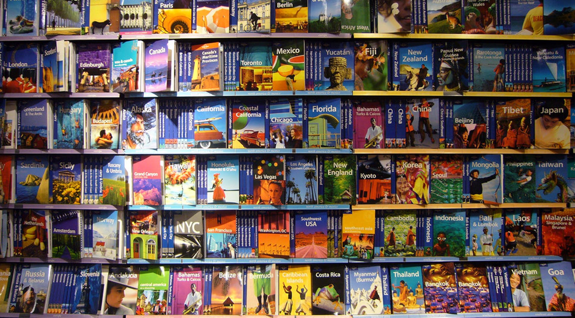 Lonely Planet đột ngột kết thúc ấn bản bìa mềm bằng tiếng Trung cho thấy những thách thức mà ngành xuất bản phải đối mặt.