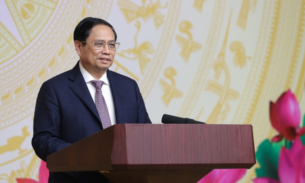 Thủ tướng xúc động: Có nhiều thầy cô leo ghềnh, vượt thác, gác lại niềm riêng… gùi con chữ lên vùng cao, Chính phủ luôn thấu hiểu, đồng cảm, chia sẻ với khó khăn, vất vả, thách thức của ngành giáo dục đào tạo nói chung và các thầy cô - Ảnh: VGP/Đức Tuân