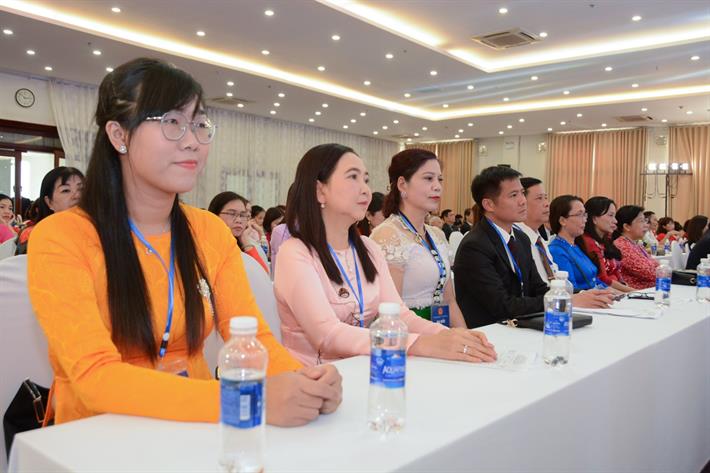 400 nhà giáo tiêu biểu đại diện cho hơn 1,3 triệu nhà giáo cả nước dự cuộc gặp gỡ. Ảnh: Bộ Giáo dục và Đào tạo.