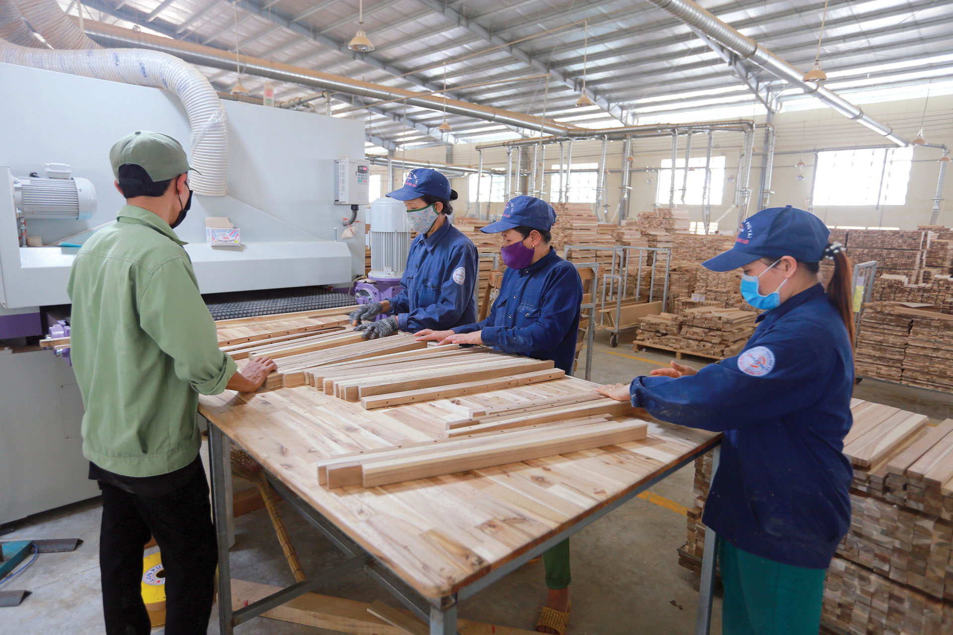 Đồ gỗ xuất khẩu bị chậm hoàn thuế.