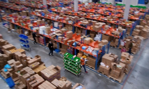 Trung Quốc muốn những gã khổng lồ hậu cần “cây nhà lá vườn” đối đầu với FedEx và UPS