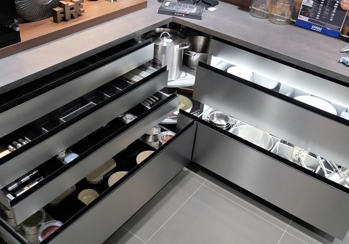 Mẫu cửa FUSION Inox.