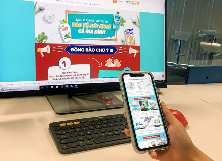 Đối với sàn giao dịch thương mại điện tử có chức năng đặt hàng trực tuyến, ngoài các thông tin chung, còn phải cung cấp thông tin về doanh thu bán hàng của người bán.