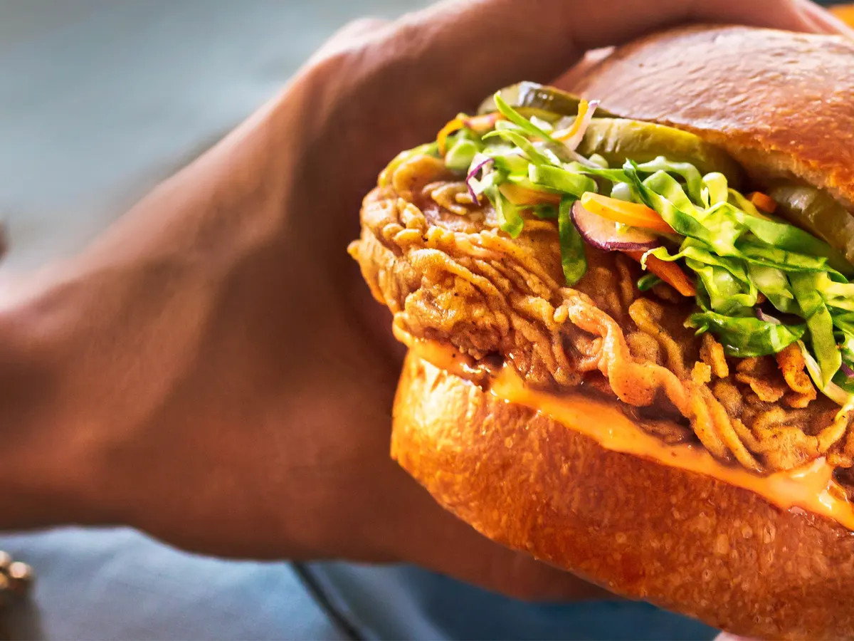 Thịt g&agrave; nu&ocirc;i trong ph&ograve;ng th&iacute; nghiệm c&oacute; thể sớm được b&aacute;n v&agrave; ti&ecirc;u thụ