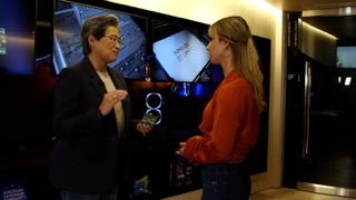 Gi&aacute;m đốc điều h&agrave;nh AMD Lisa Su giới thiệu CPU Genoa mới ph&aacute;t h&agrave;nh, bộ xử l&yacute; EPYC thế hệ thứ 4 của c&ocirc;ng ty, (Ảnh: CNBC)&nbsp; &nbsp;