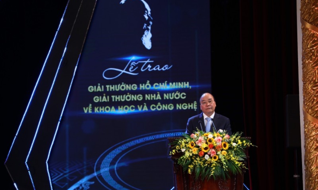 Chủ tịch nước Nguyễn Xuân Phúc phát biểu tại Lễ trao Giải thưởng Hồ Chí Minh, Giải thưởng Nhà nước về khoa học và công nghệ