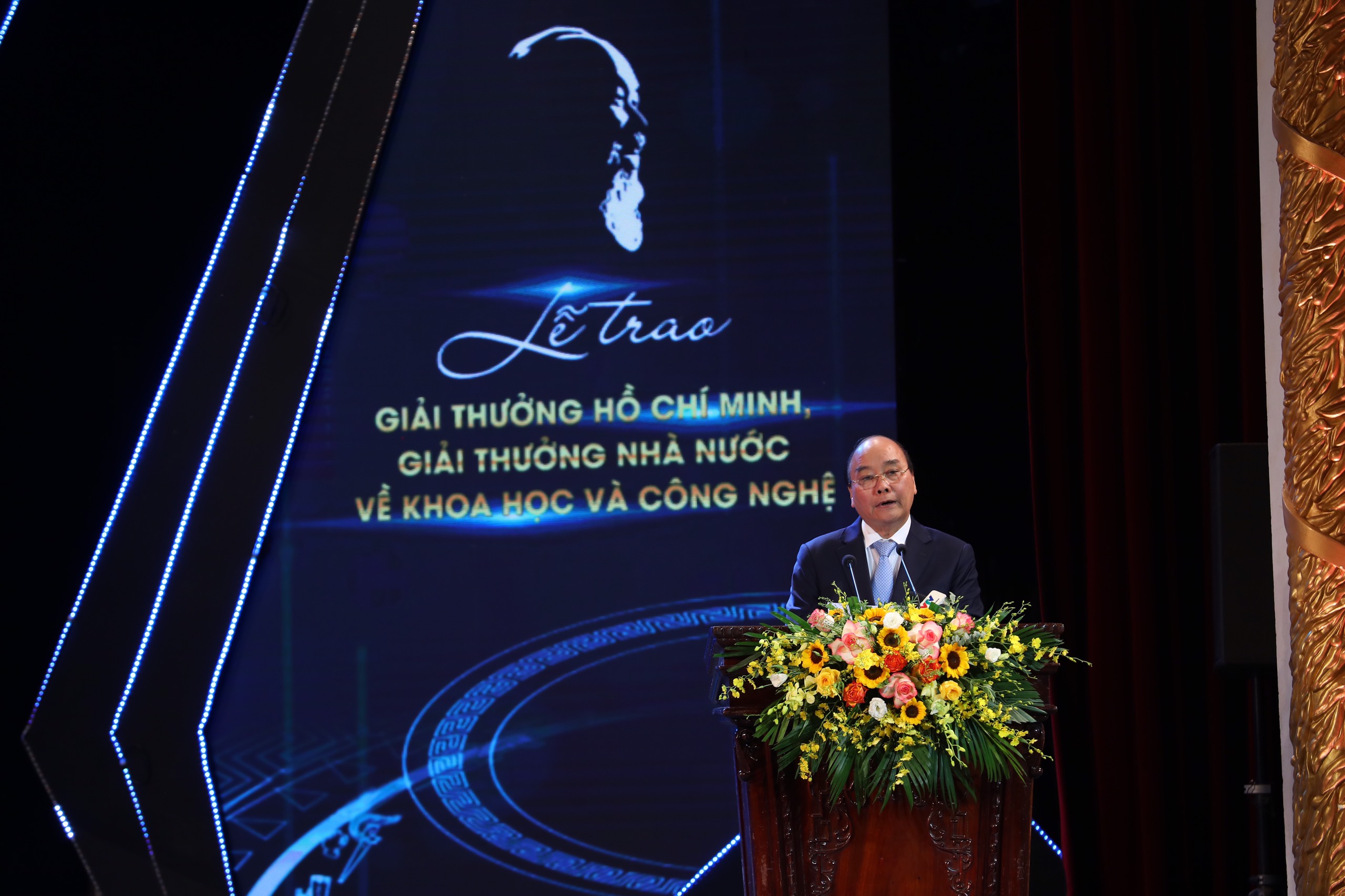 Chủ tịch nước nêu rõ, Đảng, Nhà nước luôn xác định phát triển, ứng dụng khoa học công nghệ là quốc sách hàng đầu, là một trong những động lực quan trọng nhất để phát triển kinh tế xã hội và bảo vệ Tổ quốc.
