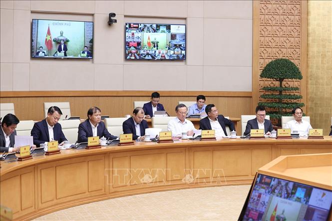 Đại diện c&aacute;c bộ, ng&agrave;nh, cơ quan thuộc Ch&iacute;nh phủ tham dự hội nghị. Ảnh: TTXVN