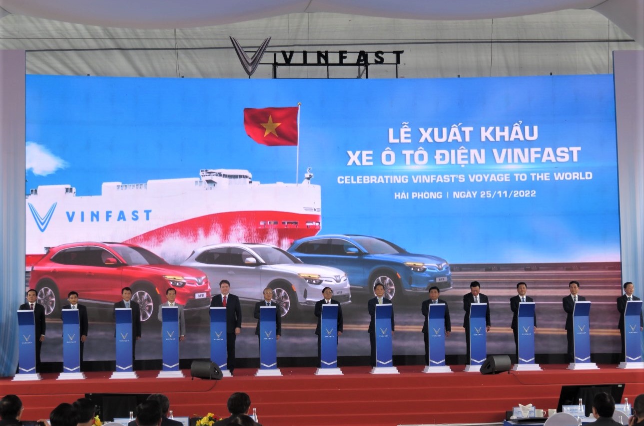 Lễ xuất khẩu 999 chiếc &ocirc; t&ocirc; điện Vinfast d&agrave;nh cho thị trường Mỹ