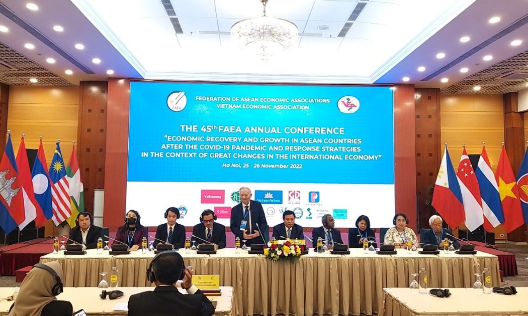 Sự kiện thường niên lần thứ 45 của Liên đoàn Các hội kinh tế ASEAN (FAEA), diễn ra tại Trung tâm Hội nghị Quốc tế Hà Nội trong 2 ngày 25-26/11.