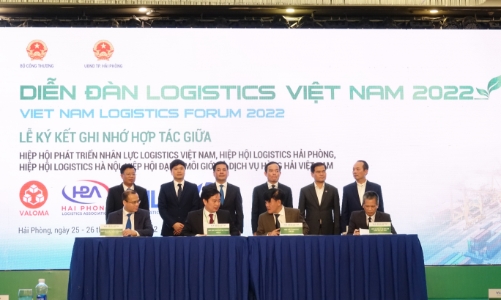 Nhiều hợp đồng hợp tác được ký kết tại Diễn đàn logistics Việt Nam 2022 