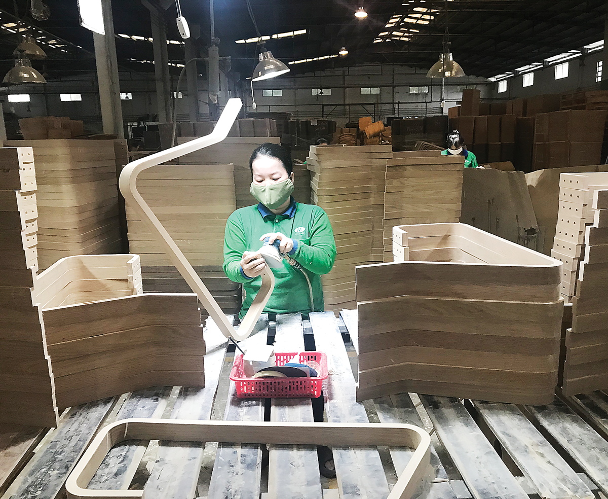 Sản xuất đồ gỗ cần đảm bảo căn cơ nguồn nguyên liệu.