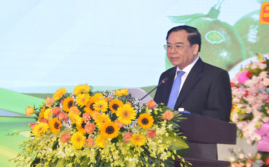 Chủ tịch UBND tỉnh Bến Tre Trần Ngọc Tam: 