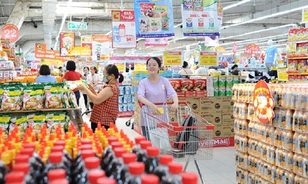 Bảo vệ người tiêu dùng là trách nhiệm chung của toàn xã hội.
