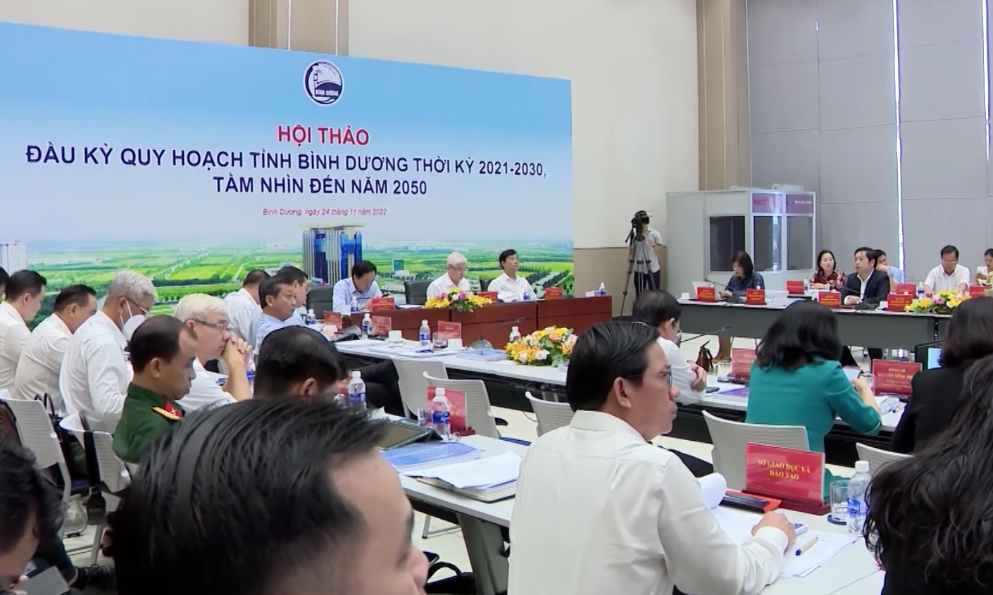 Các đại biểu tham dự hội thảo quy hoạch tỉnh Bình Dương tầm nhìn đến năm 2050 - Ảnh: PC.