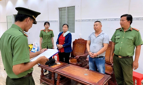 Nhóm lao động Việt Nam bị cưỡng ép ở lại nước ngoài làm việc