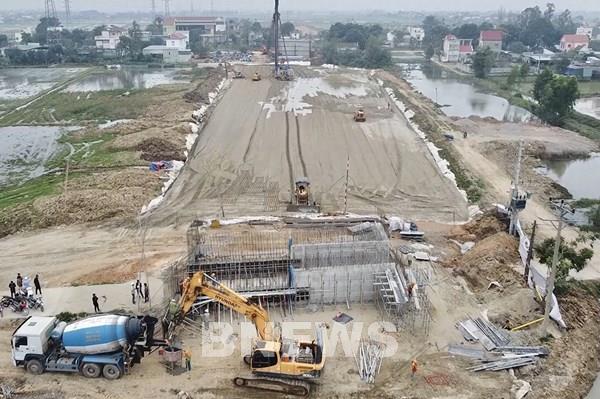 Các địa phương đang nỗ lực bàn giao mặt bằng cho các đơn vị thi công cao tốc Bắc - Nam (ảnh minh họa)