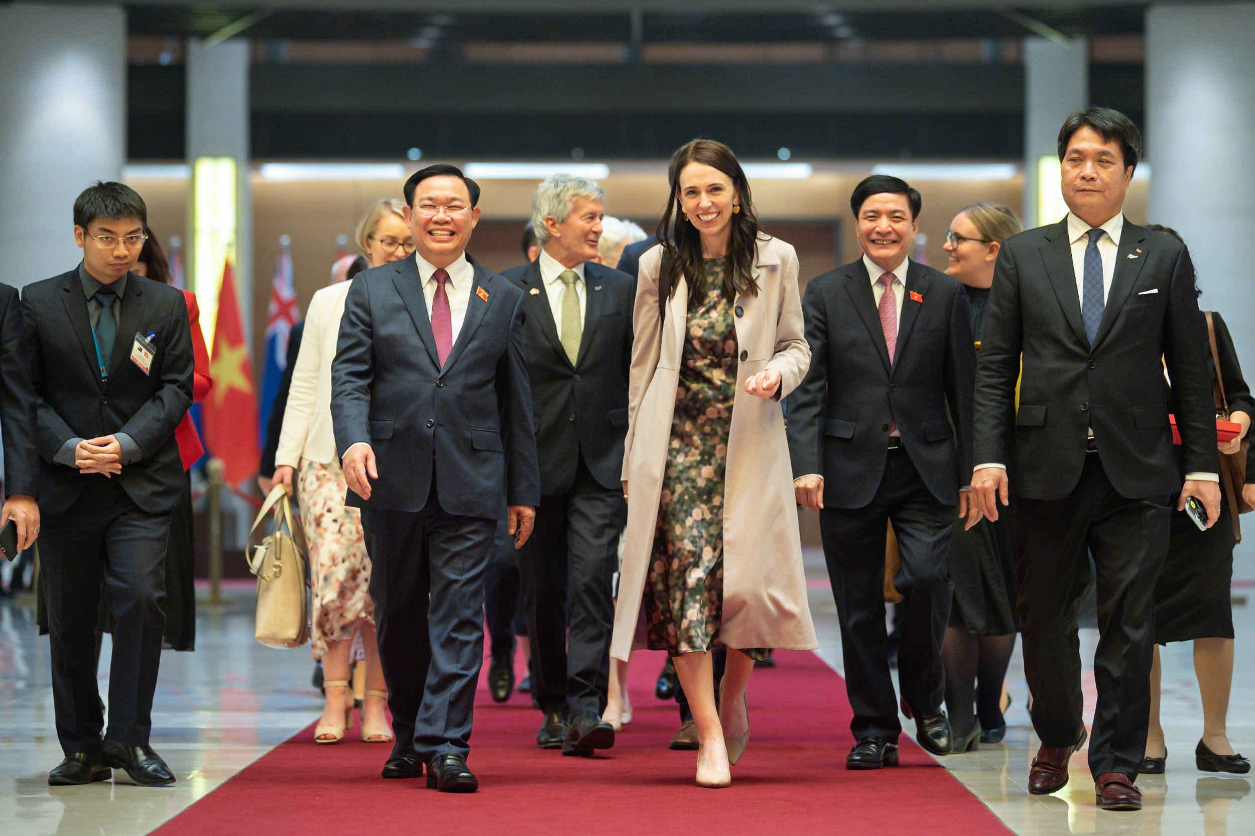 Chủ tịch Quốc hội Vương Đình Huệ và Thủ tướng New Zealand Jacinda Ardern nhân chuyến thăm chính thức Việt Nam ngày 14/11 - Ảnh: Quochoi.vn