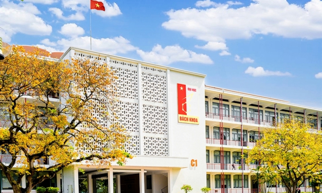 Đại học Bách khoa Hà Nội.