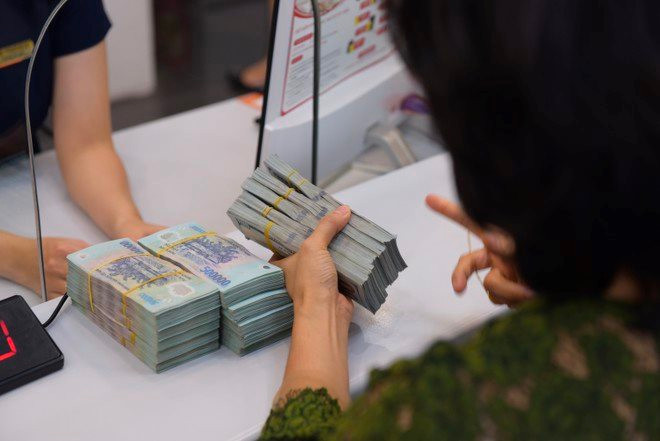Người đại diện theo pháp luật của doanh nghiệp nợ thuế chây ỳ sẽ bị tạm hoãn xuất cảnh. 