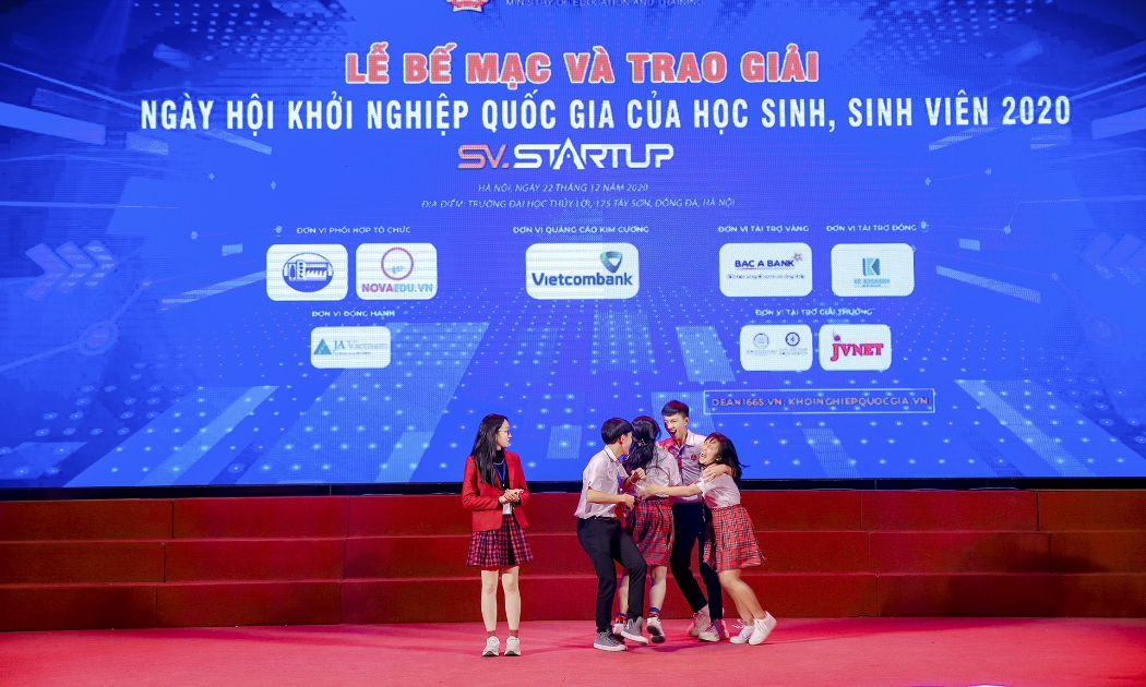 Các đội vào vòng chung kết sẽ tham gia trưng bày sản phẩm tại các gian hàng tại Ngày Hội khởi nghiệp quốc gia. Ảnh: Ngày Hội khởi nghiệp quốc gia năm 2020.
