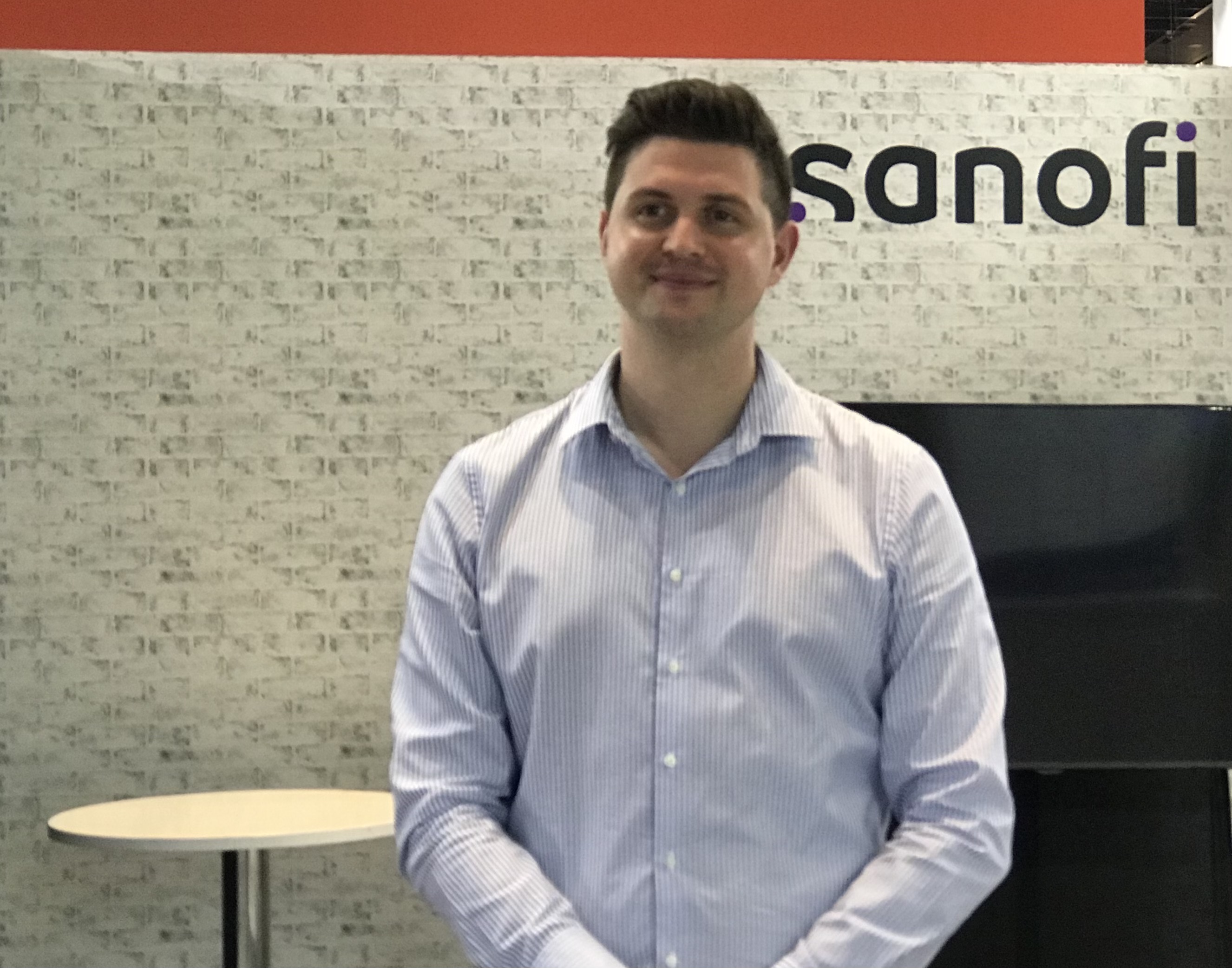 &Ocirc;ng Adam&nbsp;Koulaksezian, Gi&aacute;m đốc&nbsp;Ph&ograve;ng Thương mại&nbsp;v&agrave; C&ocirc;ng nghiệp&nbsp;Ph&aacute;p&nbsp;tại Việt Nam (CCIFI), cho biết trong 50 doanh nghiệp Ph&aacute;p đến Việt Nam lần n&agrave;y đều quan t&acirc;m đến yếu tố ph&aacute;t triển bền vững của Việt Nam - Ảnh: VNE.