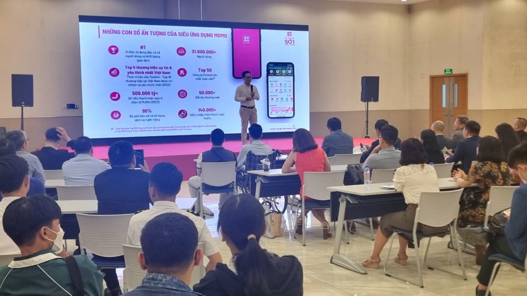 Thạc sỹ Nguyễn B&aacute; Diệp, Ph&oacute; chủ tịch MoMo: 